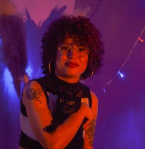 Liliam Cardoso de Oliveira: A Arte como Extensão da Alma