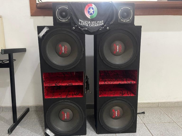 Volume excessivo faz PM apreender som automotivo em Herval d’Oeste