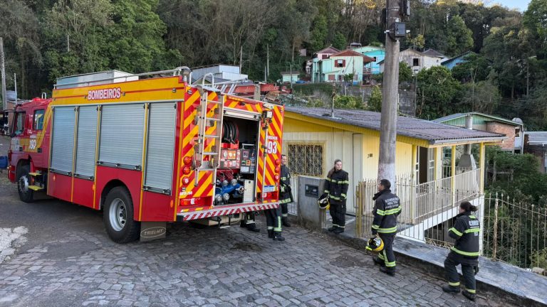 Dois princípios de incêndio são registrados em sequência na tarde desta quinta-feira em Joaçaba