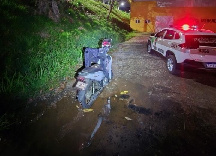 PM recupera motoneta furtada em Herval d’Oeste