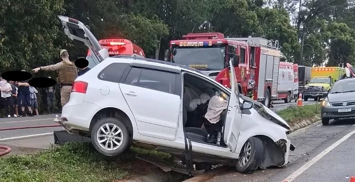 Acidente trágico deixa mortos e feridos em Santa Catarina