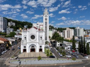 Catedral Santa Teresinha será elevada para Santuário Diocesano nesta semana