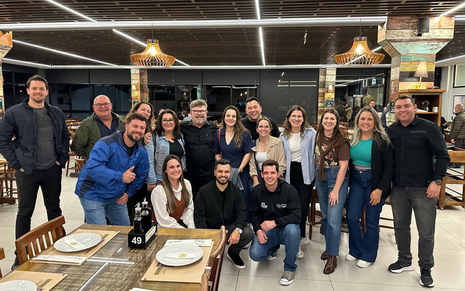 Empresários do Meio-Oeste participam de missão do Sebrae/SC e Abrasel