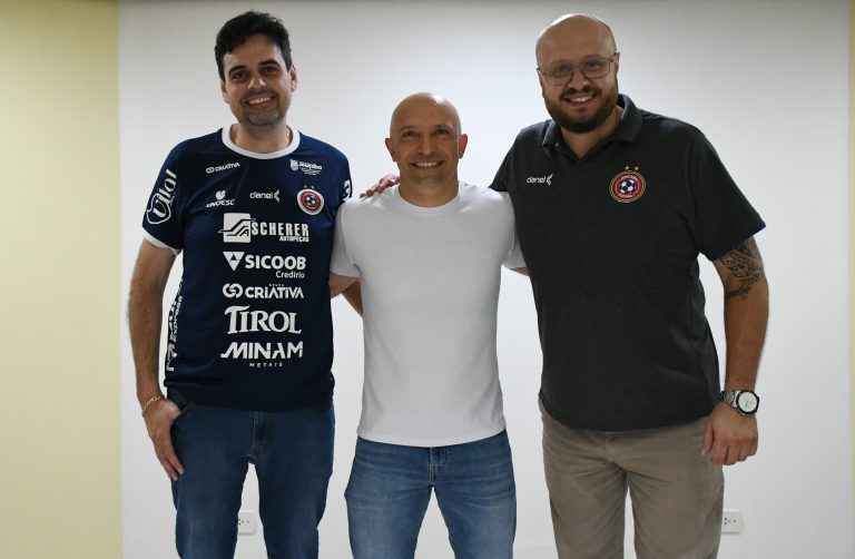 Maicon Bortoluz volta à presidência do Joaçaba Futsal