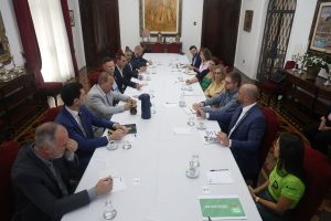 Metanol em bebidas: Após vários casos e mortes, Governo de SC reforça protocolos de atendimento