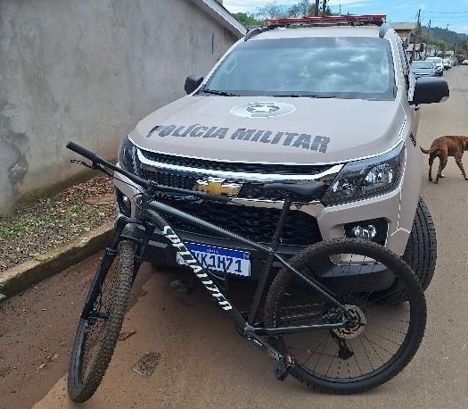 Casal é conduzido à delegacia após PM recuperar bicicleta furtada em Herval d’Oeste