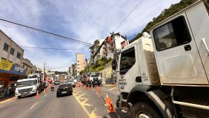 Av. XV de Novembro tem interdição parcial neste sábado para obras da Celesc