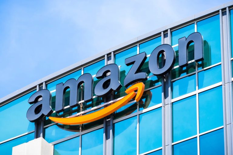 Serviços da Amazon sofrem apagão após danos no sistema de nuvem da big tech