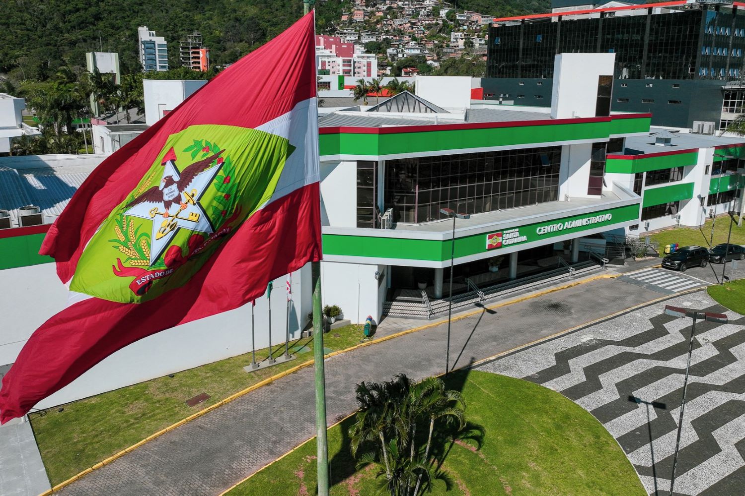 Orçamento do governo de SC para 2026 deve ficar em próximo a R$ 58 bilhões, com aumento de 10%