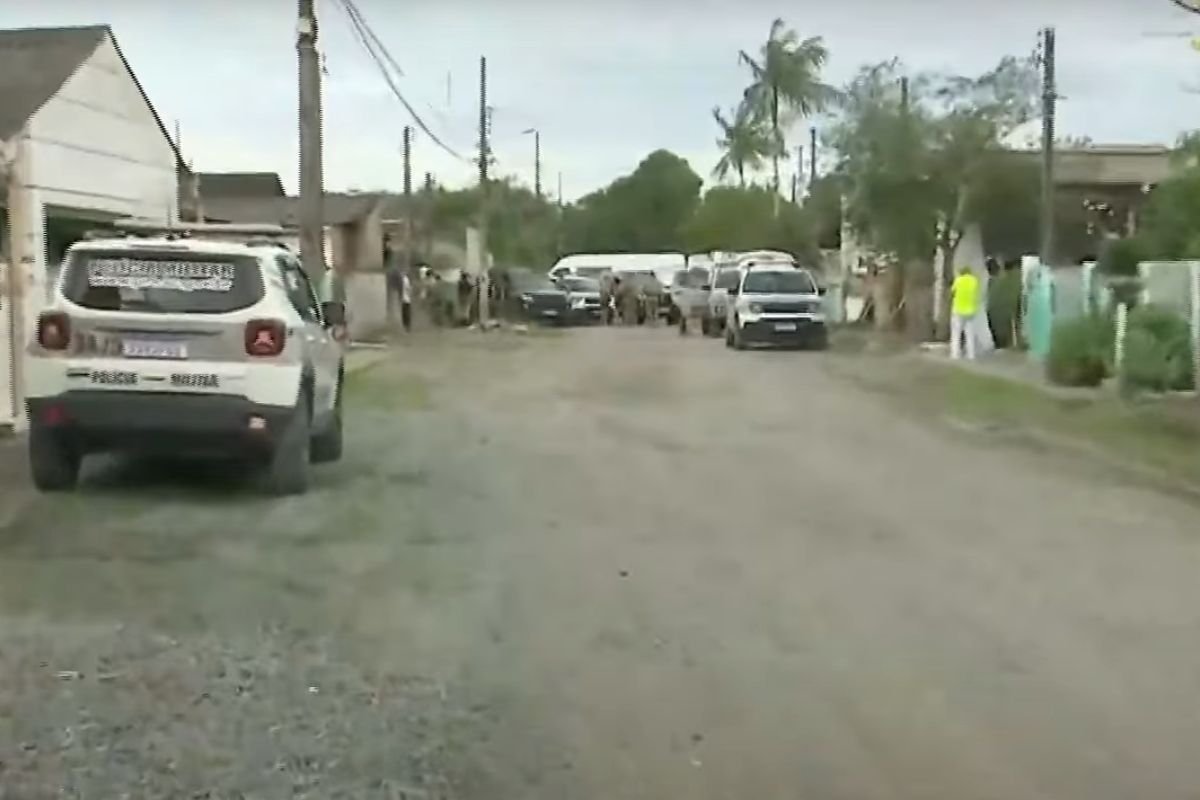 Jovem de 22 anos é libertada após ser mantida refém pelo namorado em Joinville