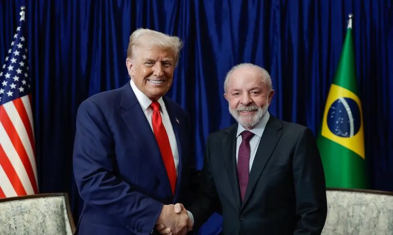 EUA retiram tarifa extra sobre produtos agrícolas brasileiros após conversa entre Trump e Lula