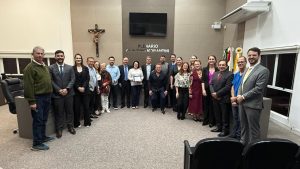 Câmara homenageia Moinho Specht e Congregação Santíssima Trindade pelos 100 anos de fundação