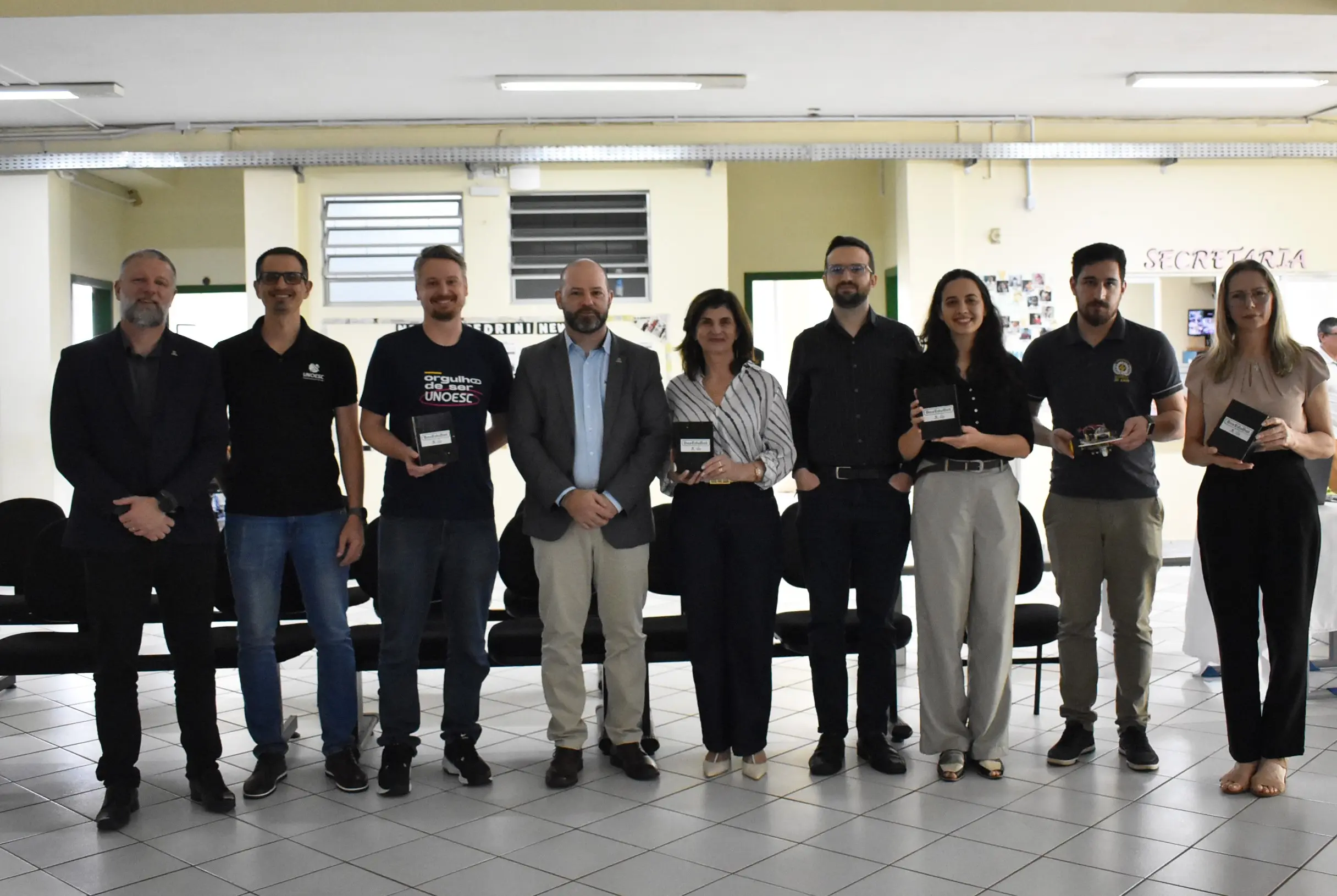 Unoesc entrega projeto elétrico que permitirá instalação de novos aparelhos na Escola Nelson Pedrini