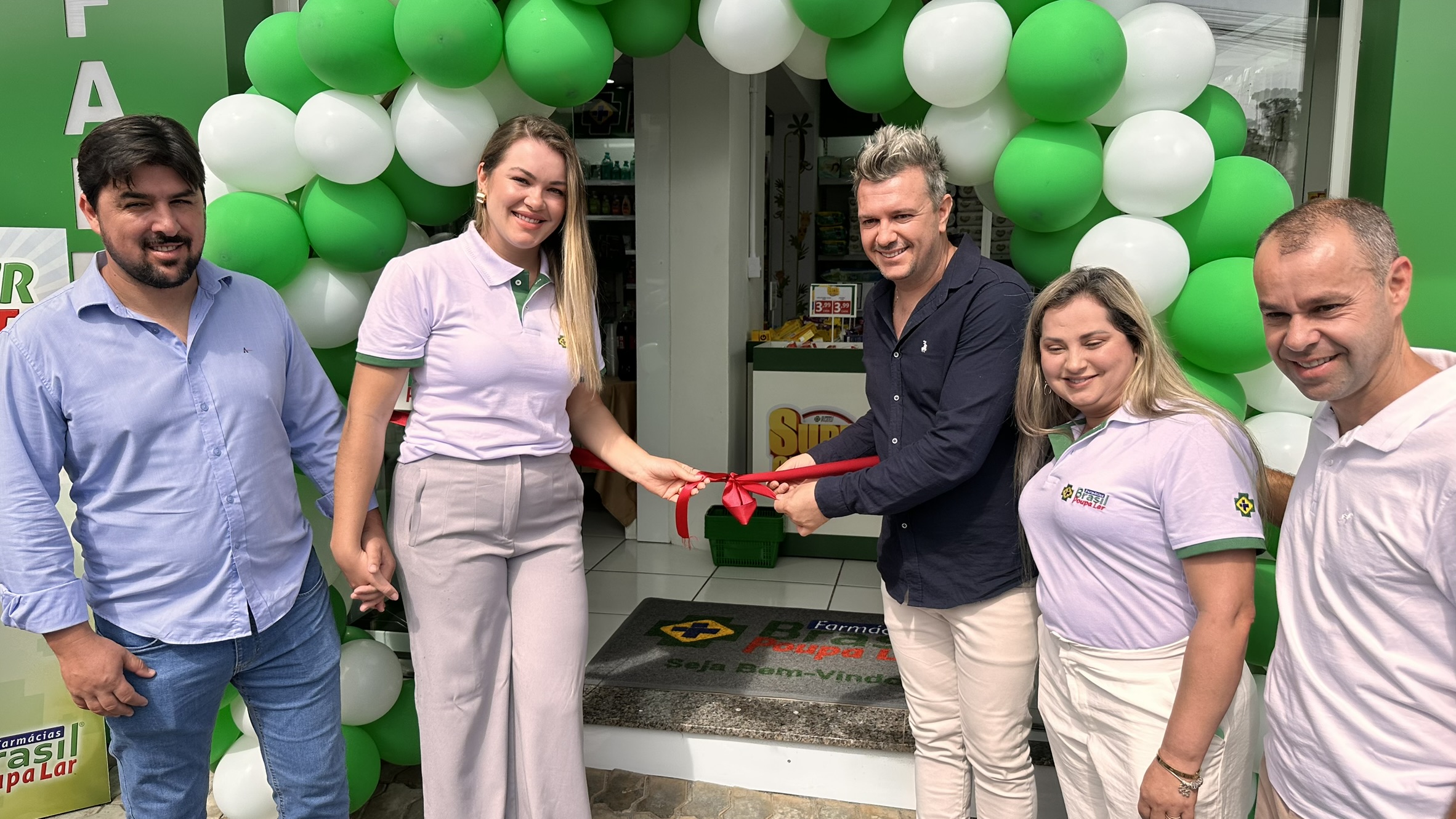 Brasil Poupa Lar inaugura nova farmácia em Anita Garibaldi com grande participação da comunidade