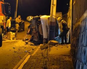 Esfaqueamento termina em acidente de trânsito em Piratuba