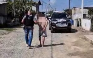 Polícia prende tio-avô acusado de abusar sexualmente de duas crianças no Oeste