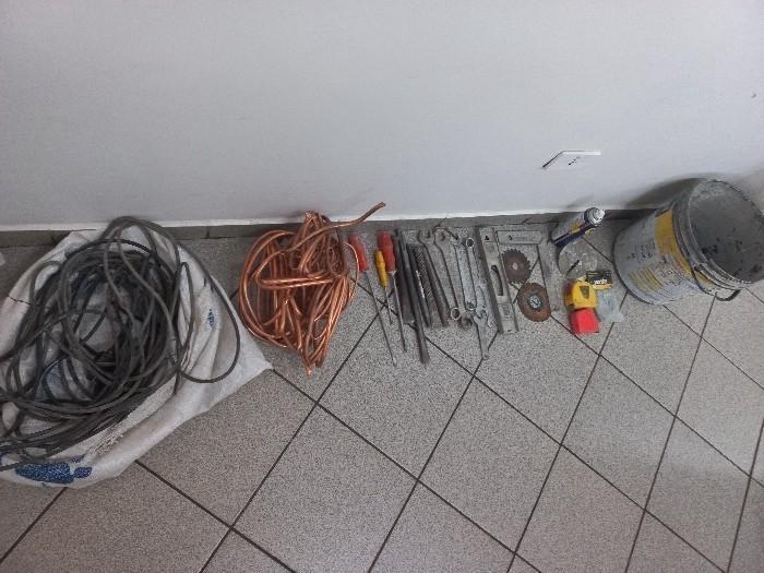 PM recupera objetos furtados e prende homem com mandado ativo em Joaçaba