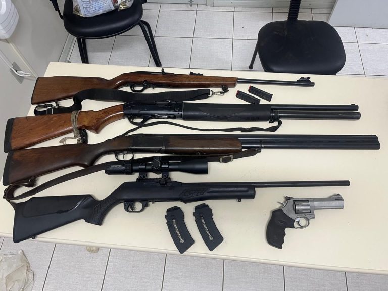 Polícia Civil apreende cinco armas em operação motivada por conflito familiar em Água Doce