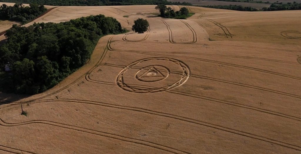 Mistério nas lavouras: novo agroglifo surge em Ipuaçu e reacende o enigma das marcas no campo