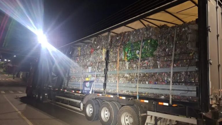 Mais de 50 toneladas de materiais contrabandeados são apreendidas no Oeste de SC