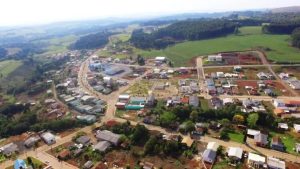 Cidade da região lança concurso público com salários de até R$ 22 mil; veja vagas e valores