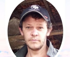 Identificado homem que morreu prensado por dois caminhões em Ibicaré