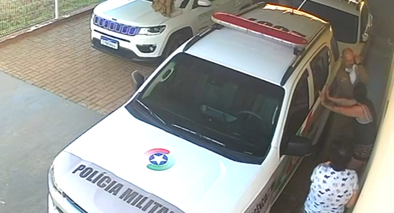 Policial Militar salva vida de bebê de 45 dias engasgada em Luzerna
