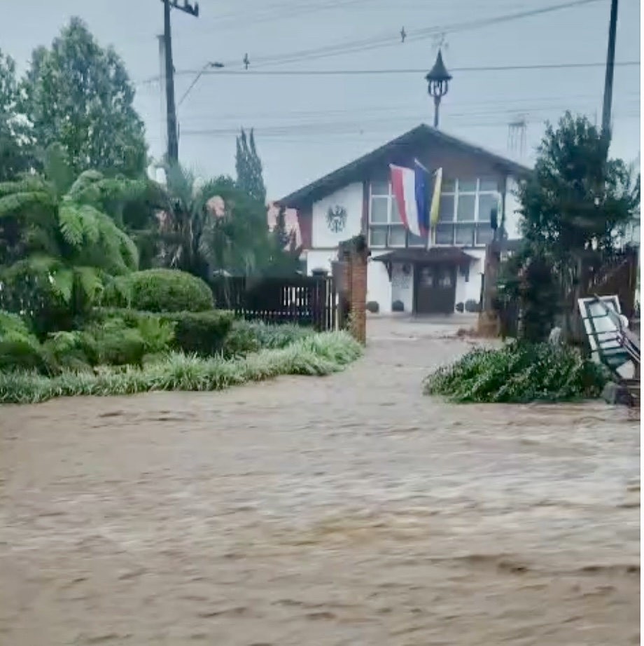 Em apenas duas horas, Treze Tílias recebeu 80% de toda a chuva esperada para dezembro