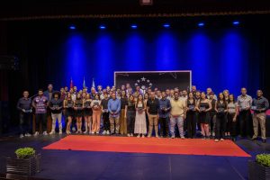 Joaçaba celebra talentos locais em noite de homenagens do Mérito Esportivo 2025