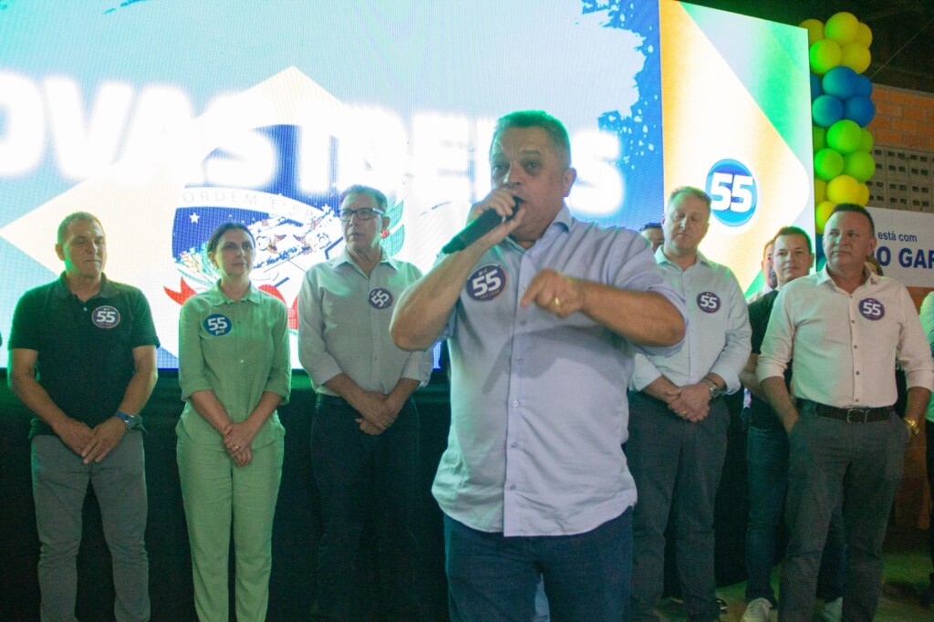 João Rodrigues confirma renúncia da Prefeitura e reforça candidatura