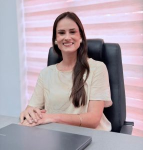 Jaque De Marco é eleita presidente da Câmara de Joaçaba para 2026