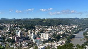 Prefeitura de Herval d’Oeste altera cronograma de coleta de lixo e alerta sobre entulhos nas calçadas