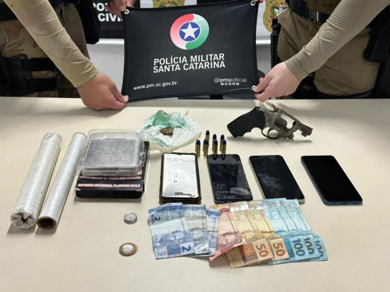 Polícia Militar prende três pessoas por tráfico de drogas no bairro Santa Tereza, em Joaçaba