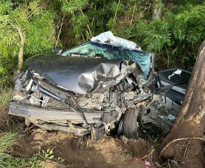 Colisão frontal na BR-470 deixa quatro pessoas feridas