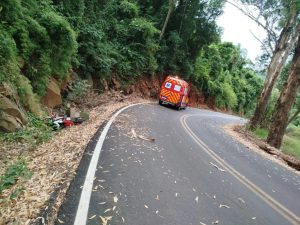 Motociclista é encontrado morto em estrada rural no Oeste de SC