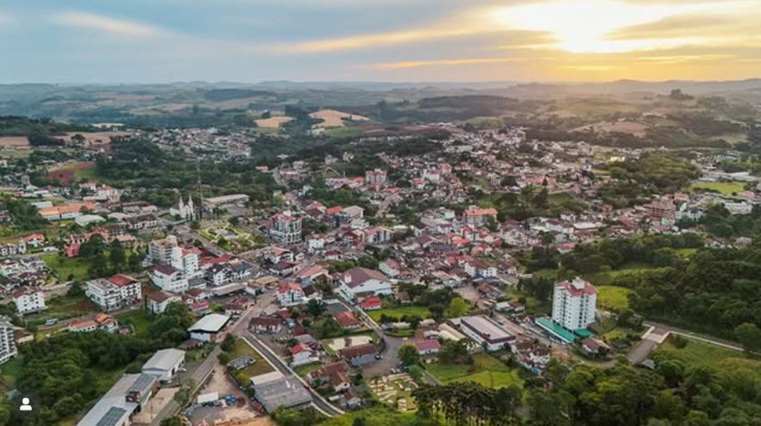 Um Réveillon de união e solidariedade: Treze Tílias confirma festa e lança campanha para atingidos pela chuva