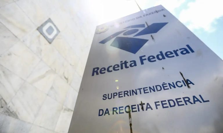 Receita Federal nega cobrança de imposto sobre transações acima de R$ 5 mil