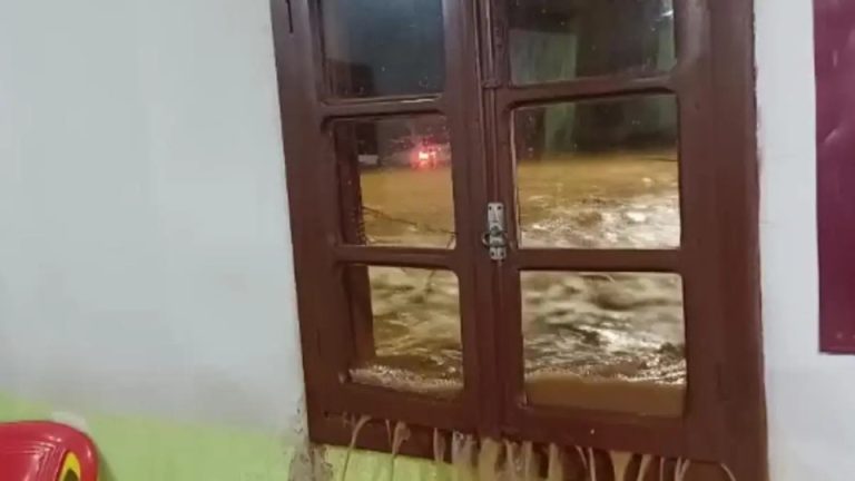Treze Tílias decreta emergência após temporal causar alagamentos e destruição