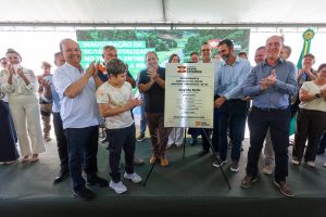 Jorginho Mello entrega revitalização da SC-150 em Água Doce