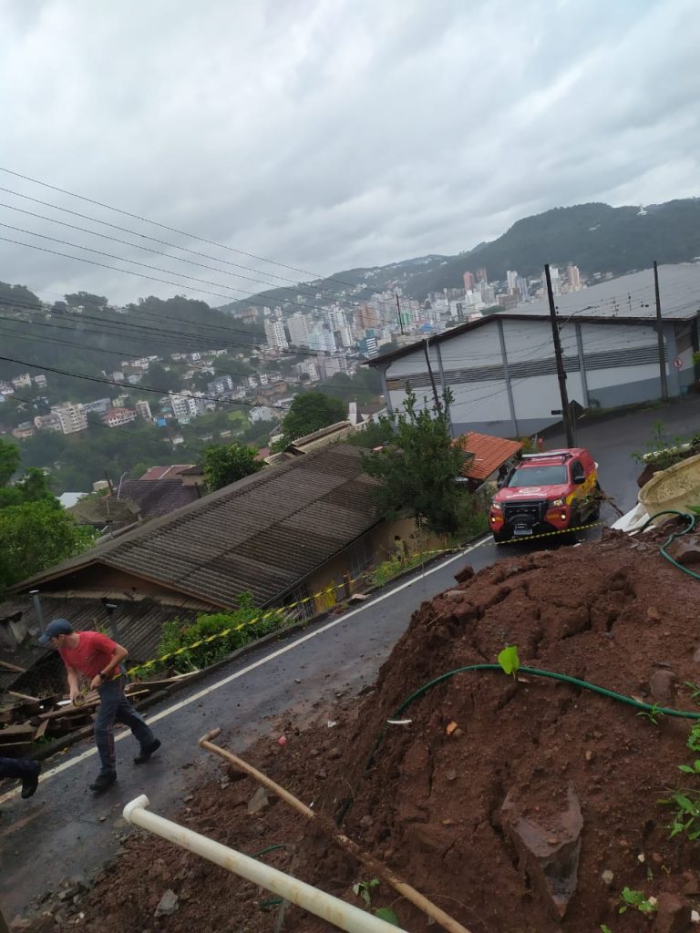 Prefeitura de Herval solicita que emergências sejam comunicadas para a Defesa Civil