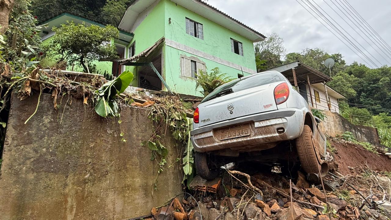 Defesa Civil realiza levantamentos e faz monitoramento de estragos em Joaçaba (fotos)