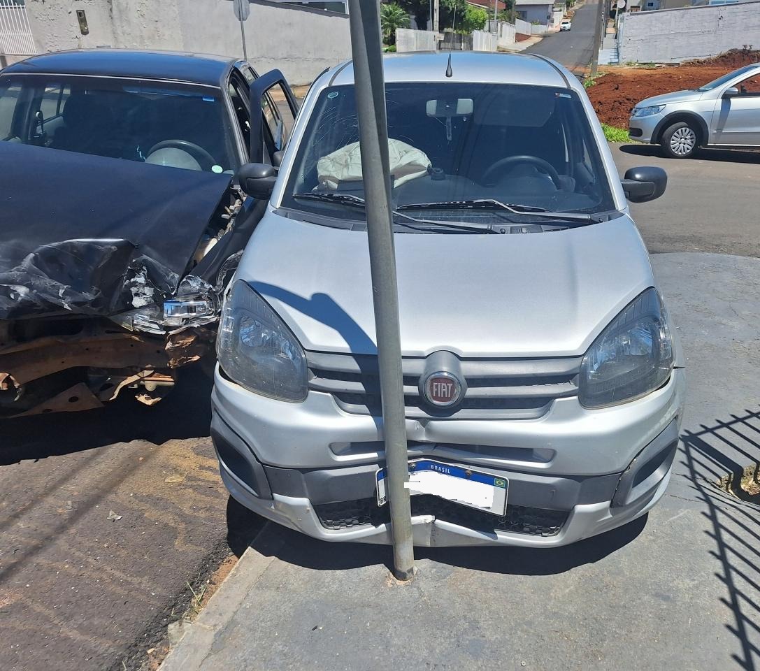 Colisão entre veículos deixa mulher ferida em Campos Novos