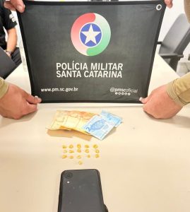 Homem é preso por tráfico de drogas em Herval d’Oeste