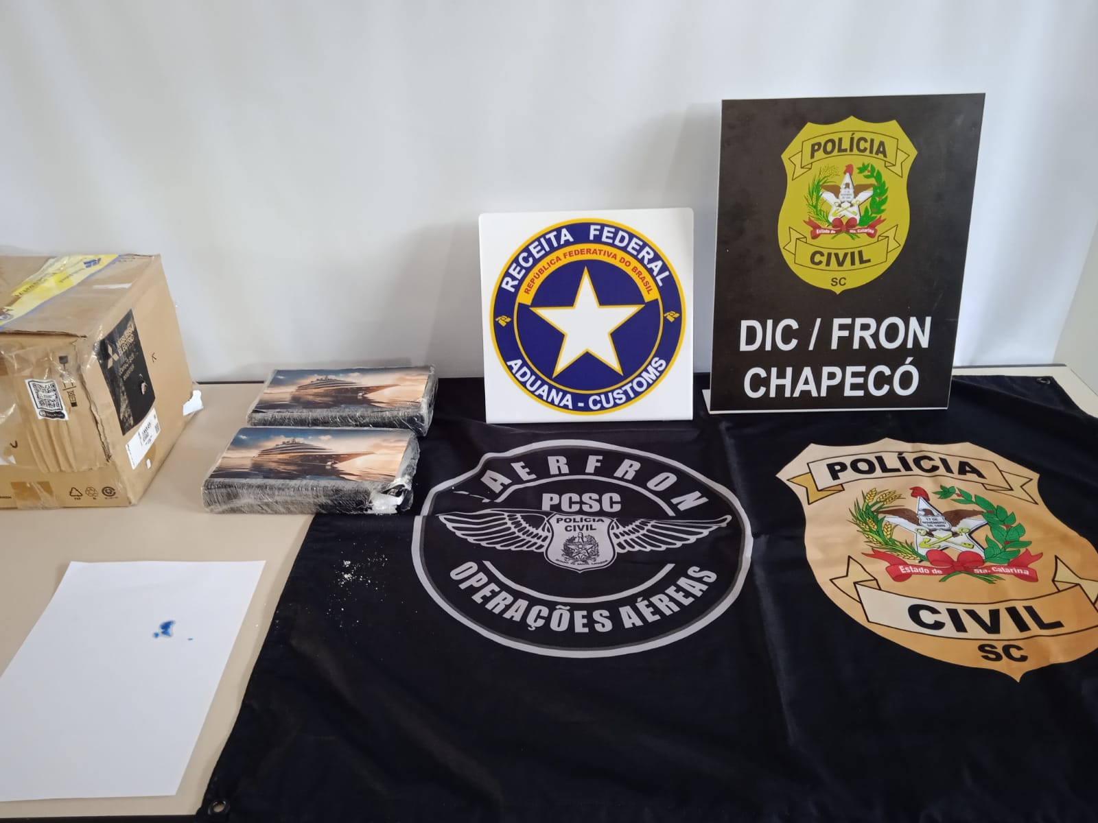 Operação conjunta apreende carga de cocaína avaliada em R$ 100 mil em transportadora