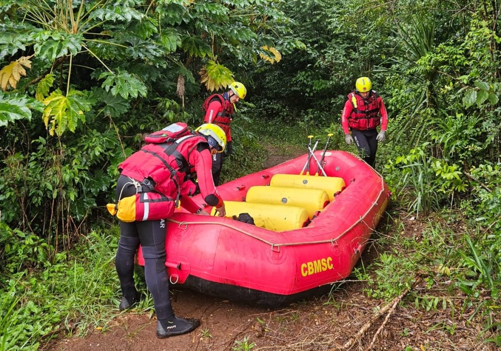 Corpo de menina de 9 anos é encontrado no Rio Chapecozinho após 12 dias de buscas