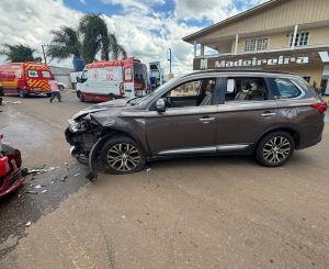 Mulher é atropelada após motorista perder o controle em Campos Novos