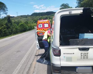 Homem é encontrado morto dentro de veículo em Campos Novos