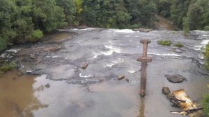 PM salva homem que pulou de ponte em Caçador