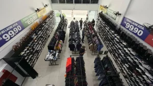 Polícia apreende R$ 2,3 milhões em produtos falsificados em redes de “Outlet” em Santa Catarina