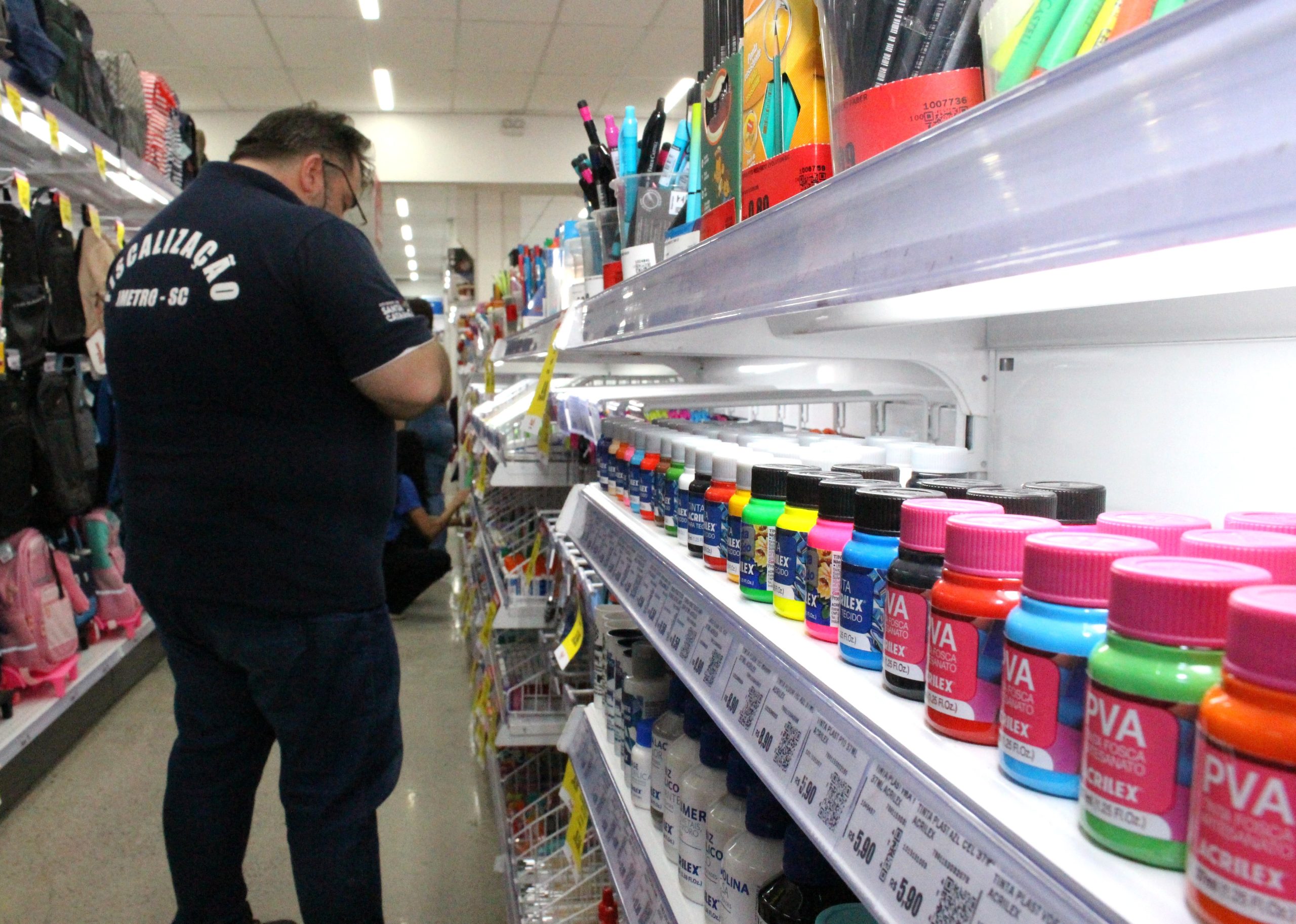 Volta às aulas em SC: Mais de 13 mil itens são fiscalizados pelo Imetro